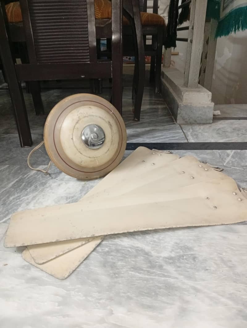 ceiling fan 0