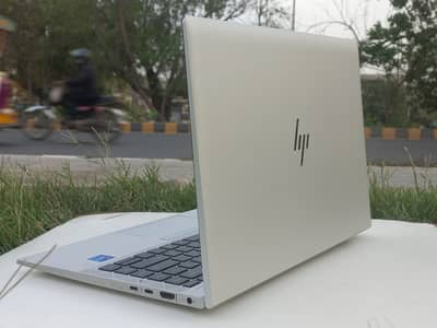 Hp EliteBook 840 g8 core i7 11th gen Metal Body Laptop