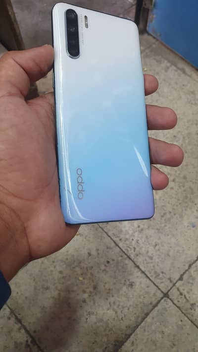 OPPO F15 8 128GB pta approved
