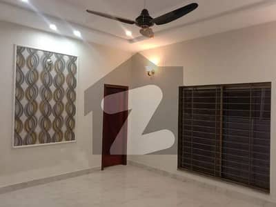 1 kanal double story house for rent in wapda town phase 1