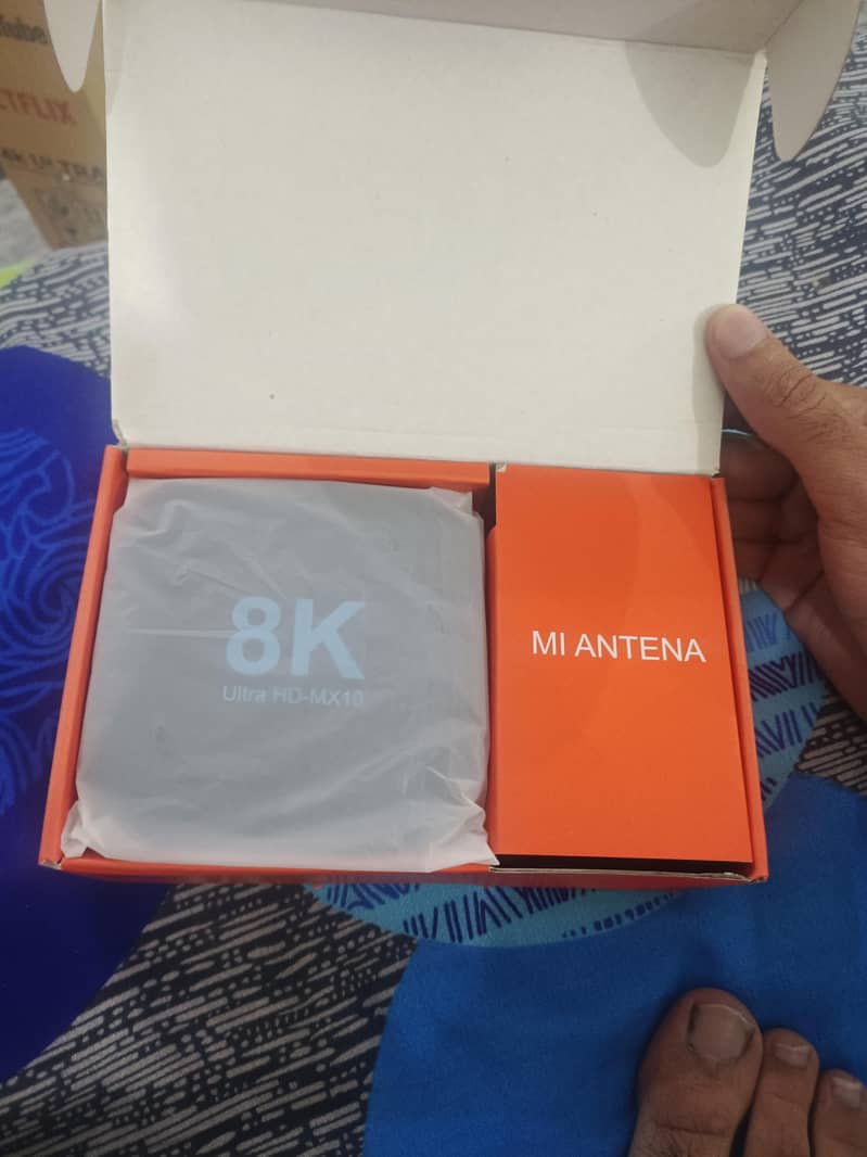MX android box 8k resolution 10/10 condition 4