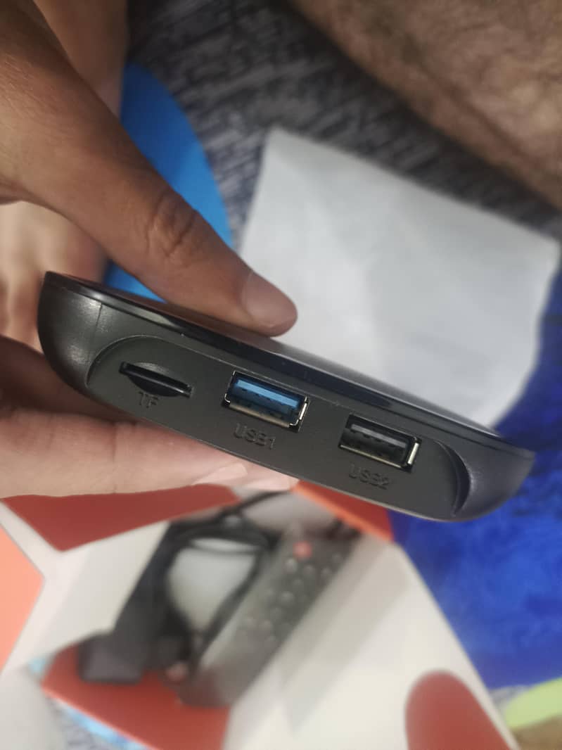 MX android box 8k resolution 10/10 condition 8