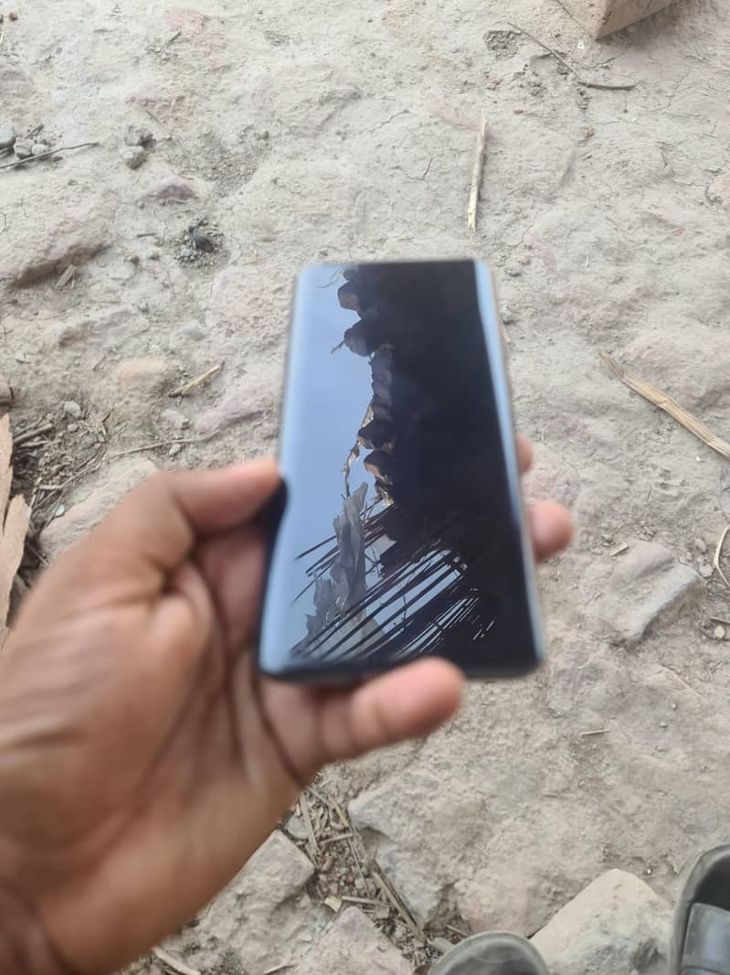 One Plus 7 Pro 0