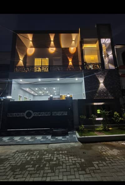 Beautiful double store house available for rent in diamond city phease 1