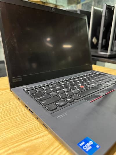 Lenovo ThinkPad T14 Gen 2 - i5 11th Gen (16GB RAM / 256GB NVMe / Touc