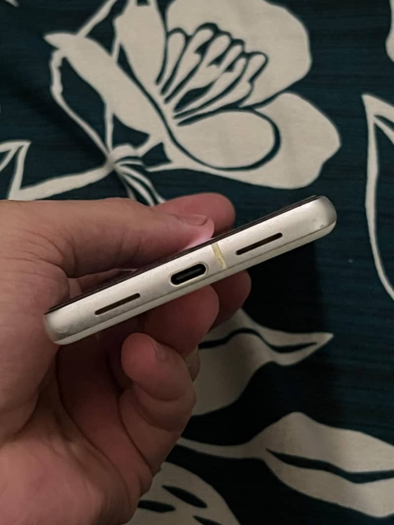 Google Pixel 7 2
