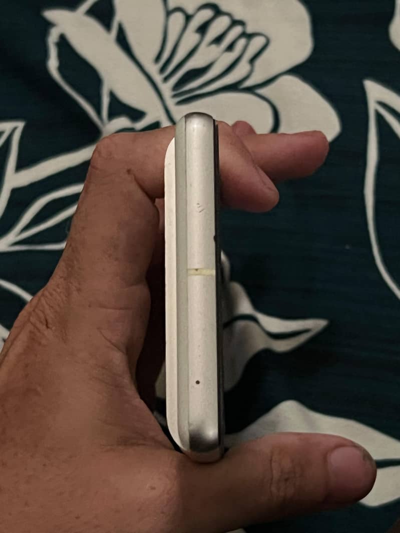 Google Pixel 7 3