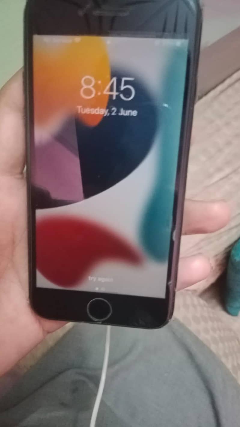 Apple iPhone 7 Plus 1