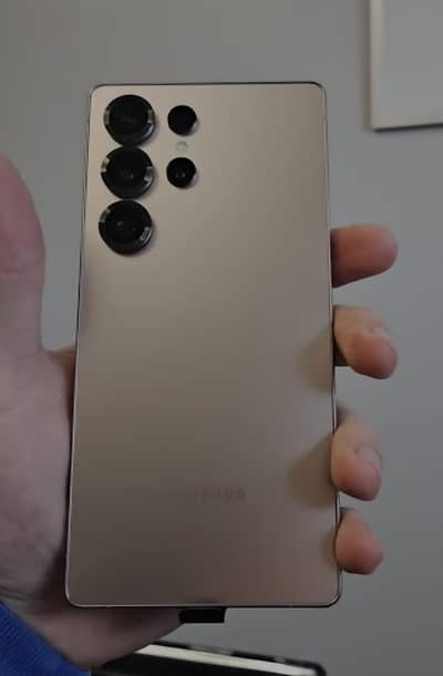 Samsung Mobile S25 Ultra 7 months warranty Pakistani