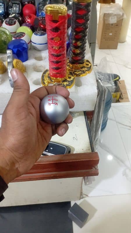 gear knobs for auto and manuals 4