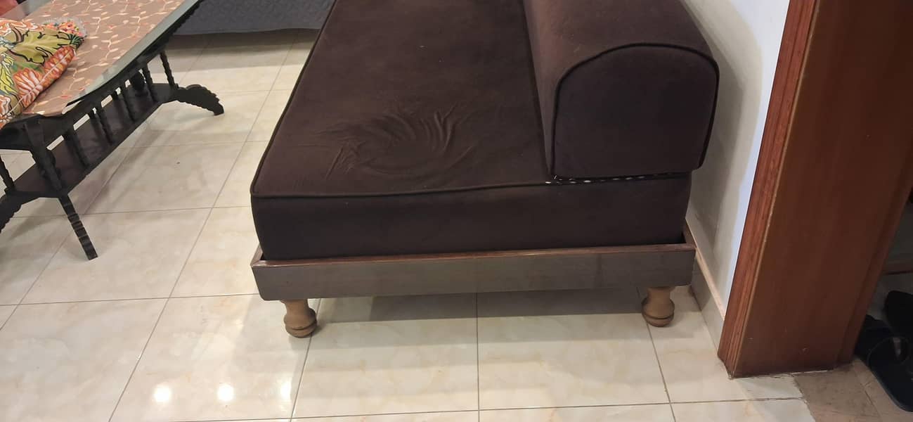 Three seater sofa 2