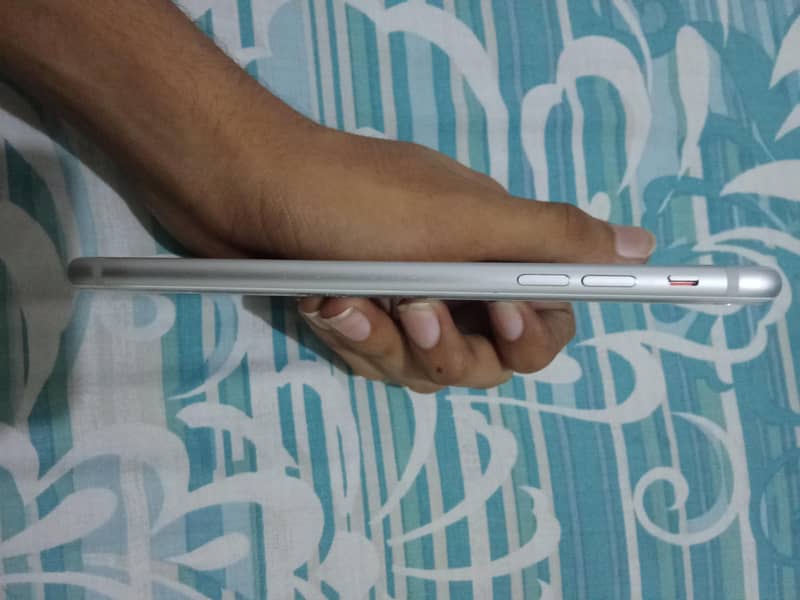 Apple iPhone 7 Plus 3