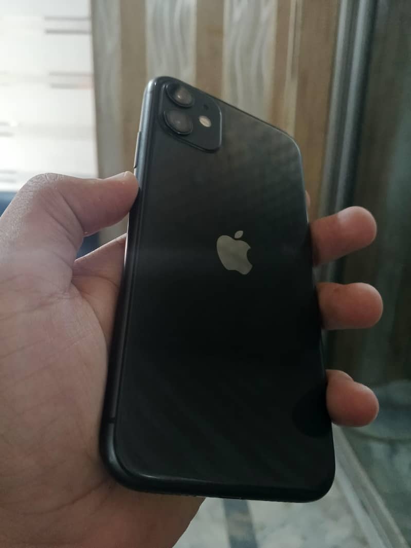 Apple iPhone 11 0