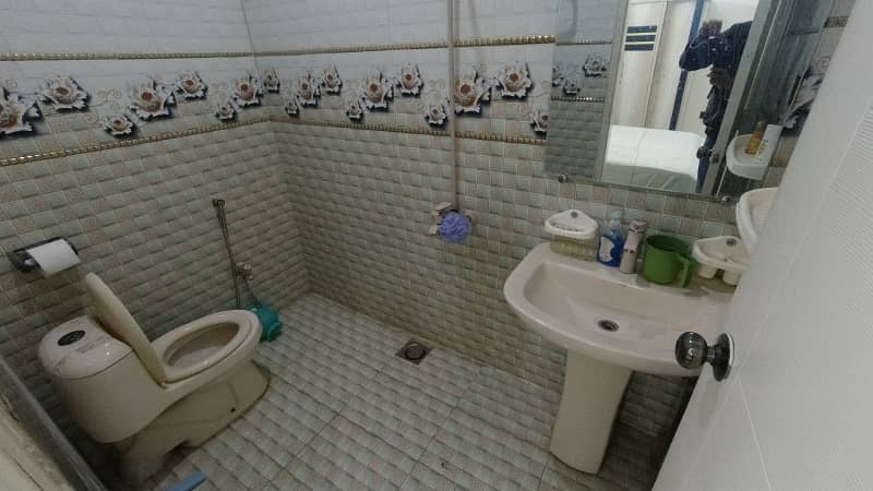 120 Square Yard Upper Portion 2 Bed DD 9