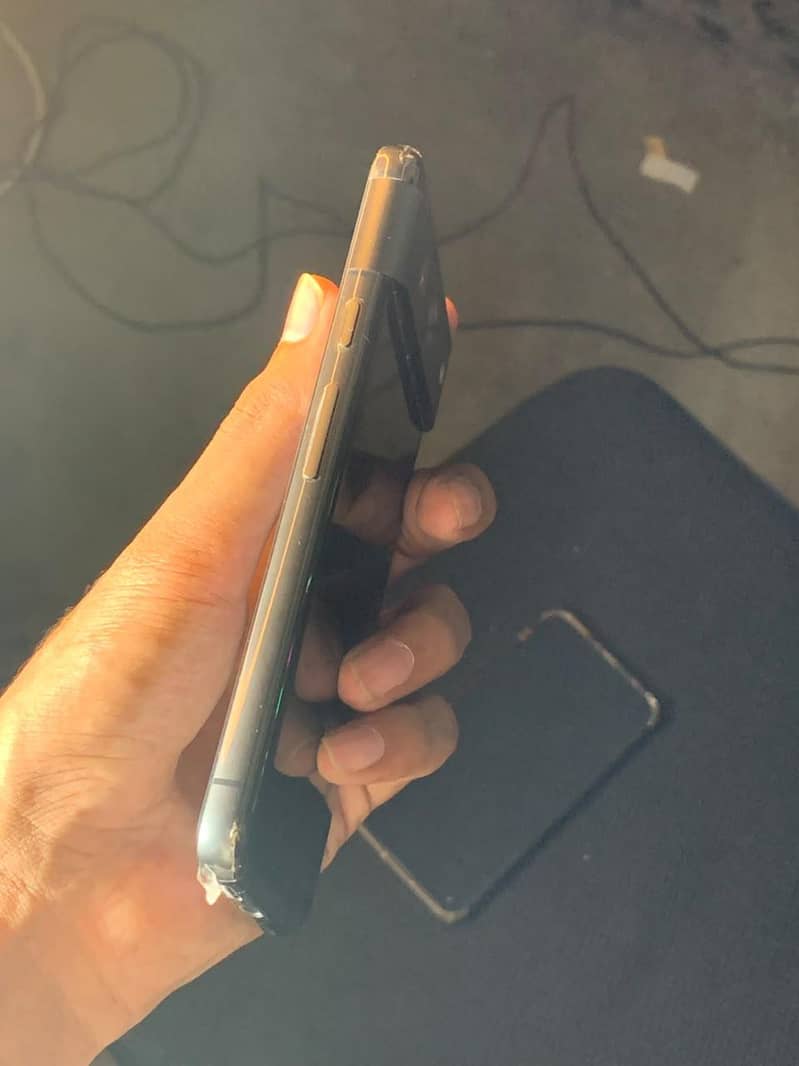 Google Pixel 8 2