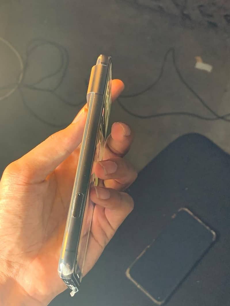 Google Pixel 8 3