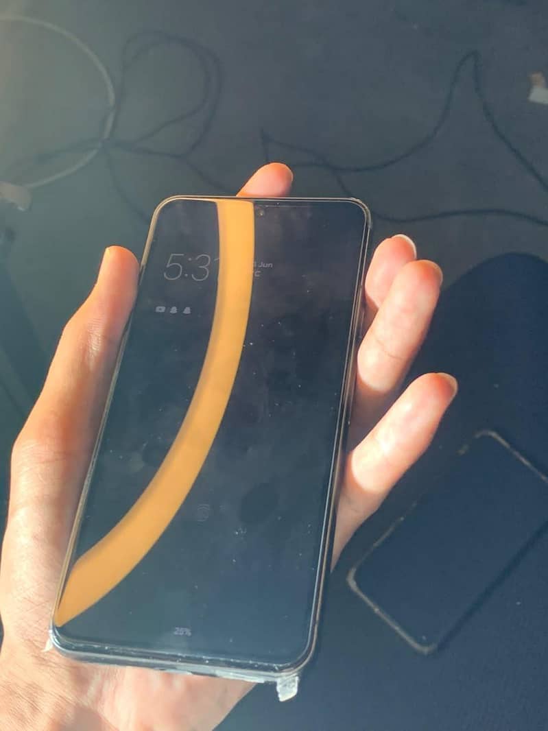 Google Pixel 8 4