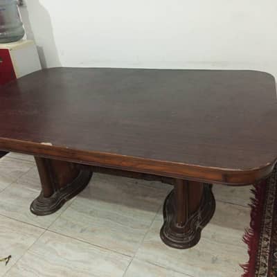 One Dining table with 4 Chairs Urgent sale