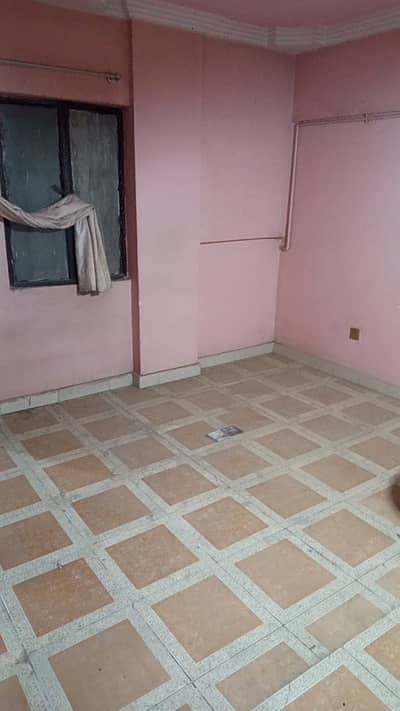 2 BEDS DRAWING DINING FLAT