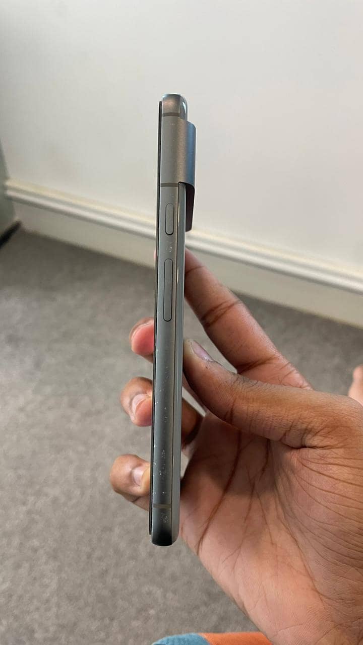 Google Pixel 8 2