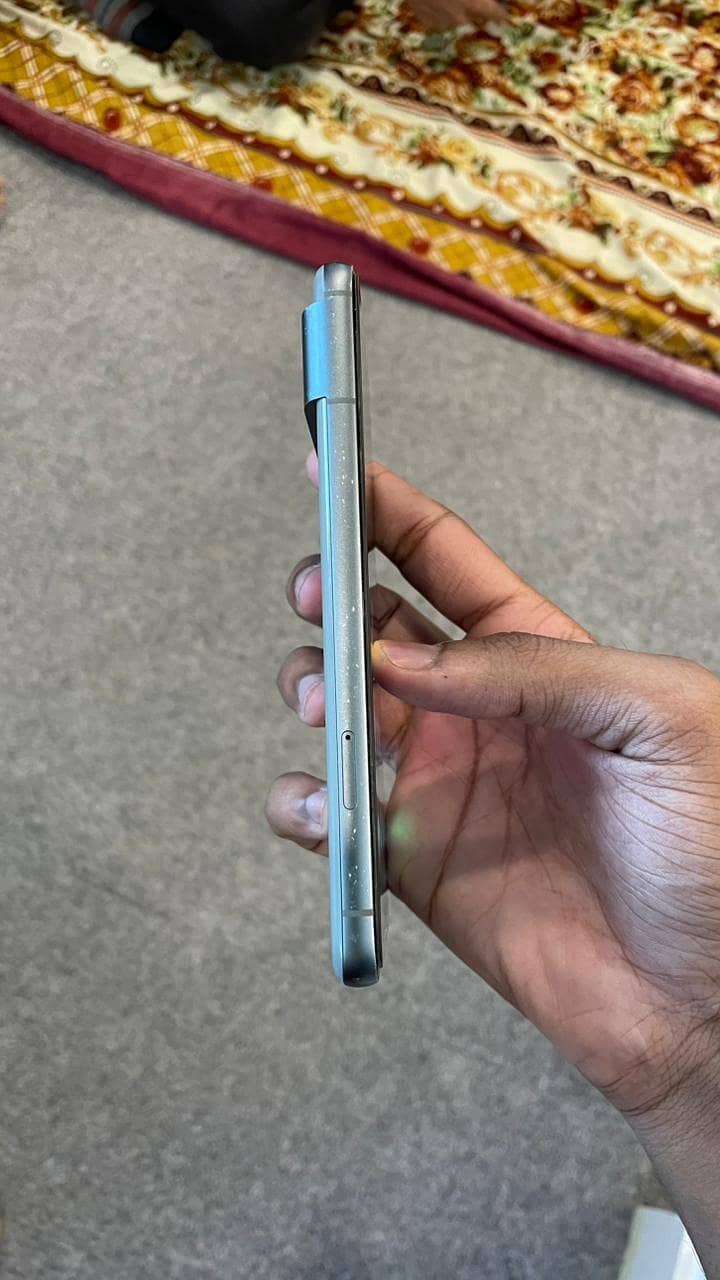 Google Pixel 8 7