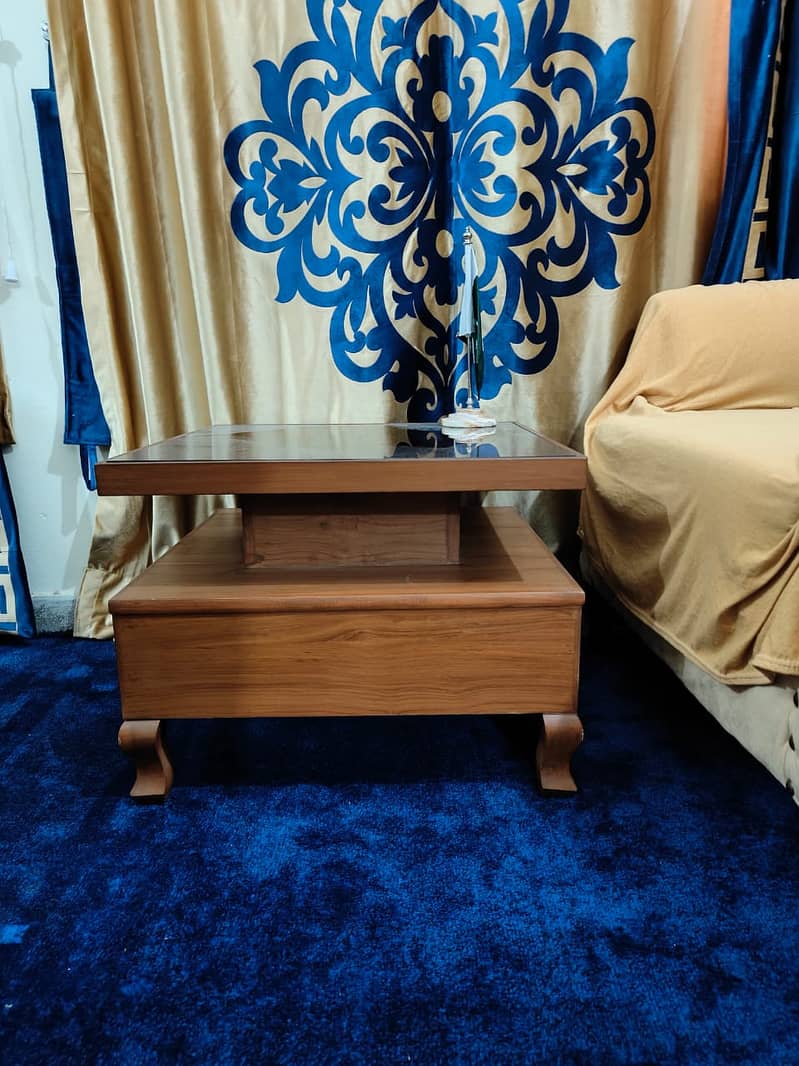 3 Table Set 4
