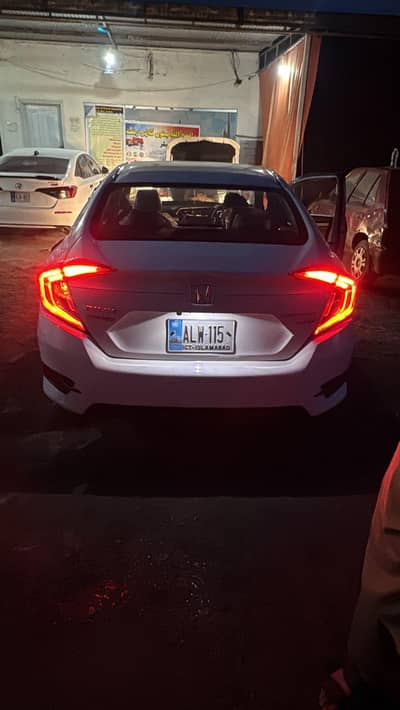 Honda Civic EXi 2018