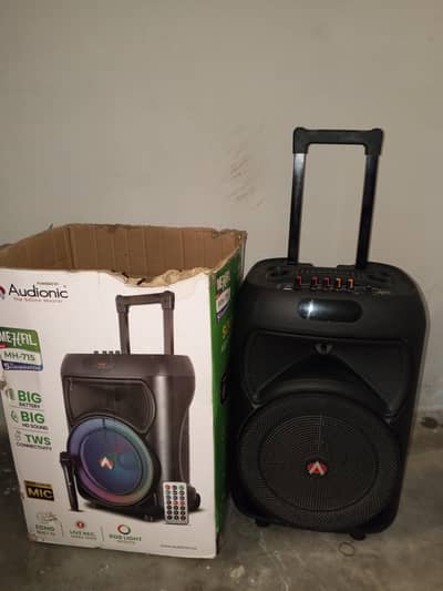 Audionic MH715.  Speker