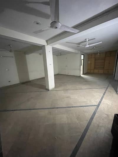 Big Office Available For Rent Main Murree Road