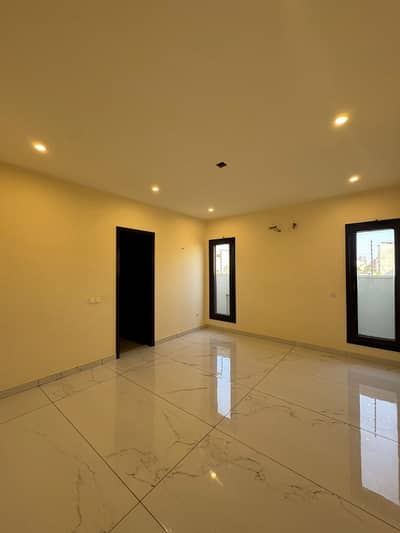 SPACIOUS 500 YARDS BUNGALOW FOR SALE IN DHA PHASE 8 KARACHI