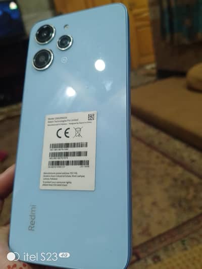 Realme 12