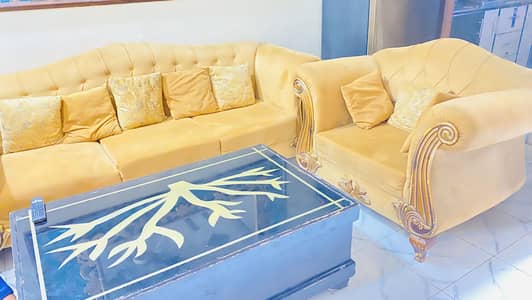 6 seater sofa set with center table