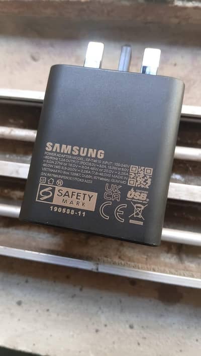 original Samsung 45W Super Fast Charger – Genuine 3-Pin Adapter