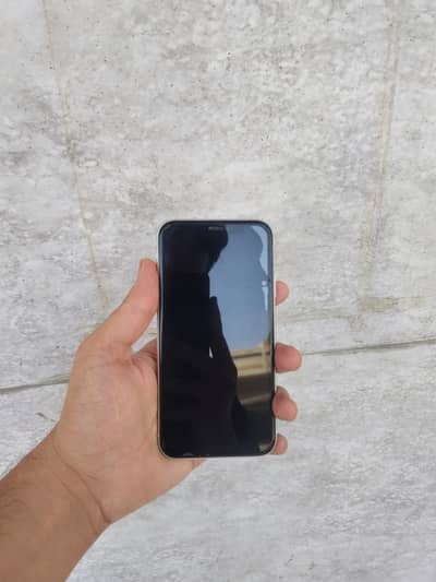 Apple iPhone 11 for Sale - 64 gb