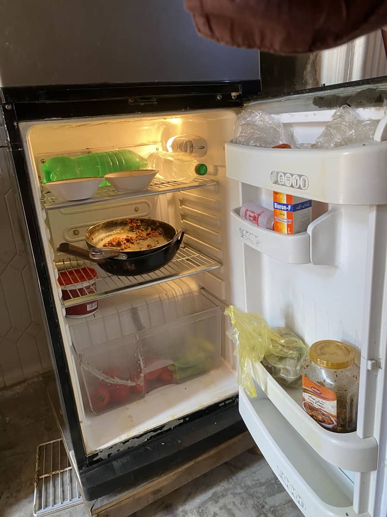 Refrigerator 1