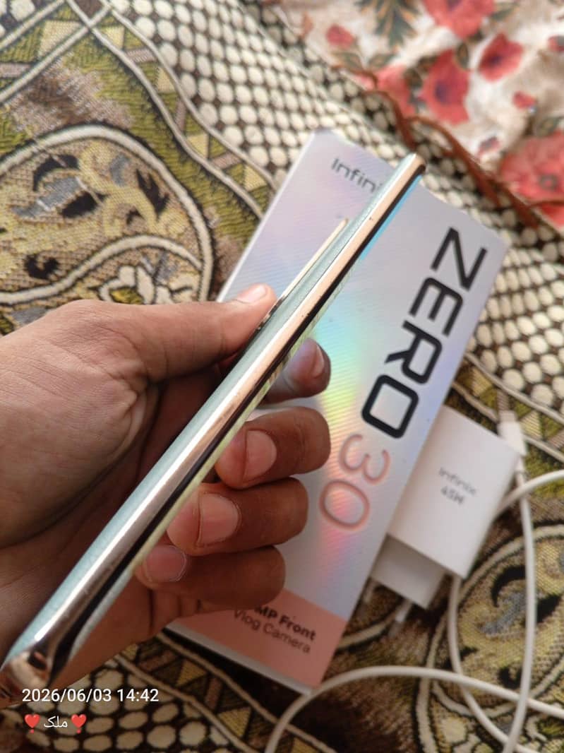 Infinix Zero 30 2