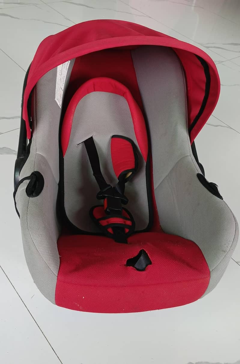 Solid Carry Cot & Carry Cot 2