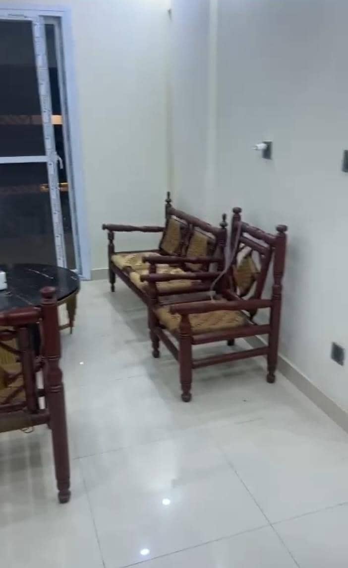 SIindhi sofa 2