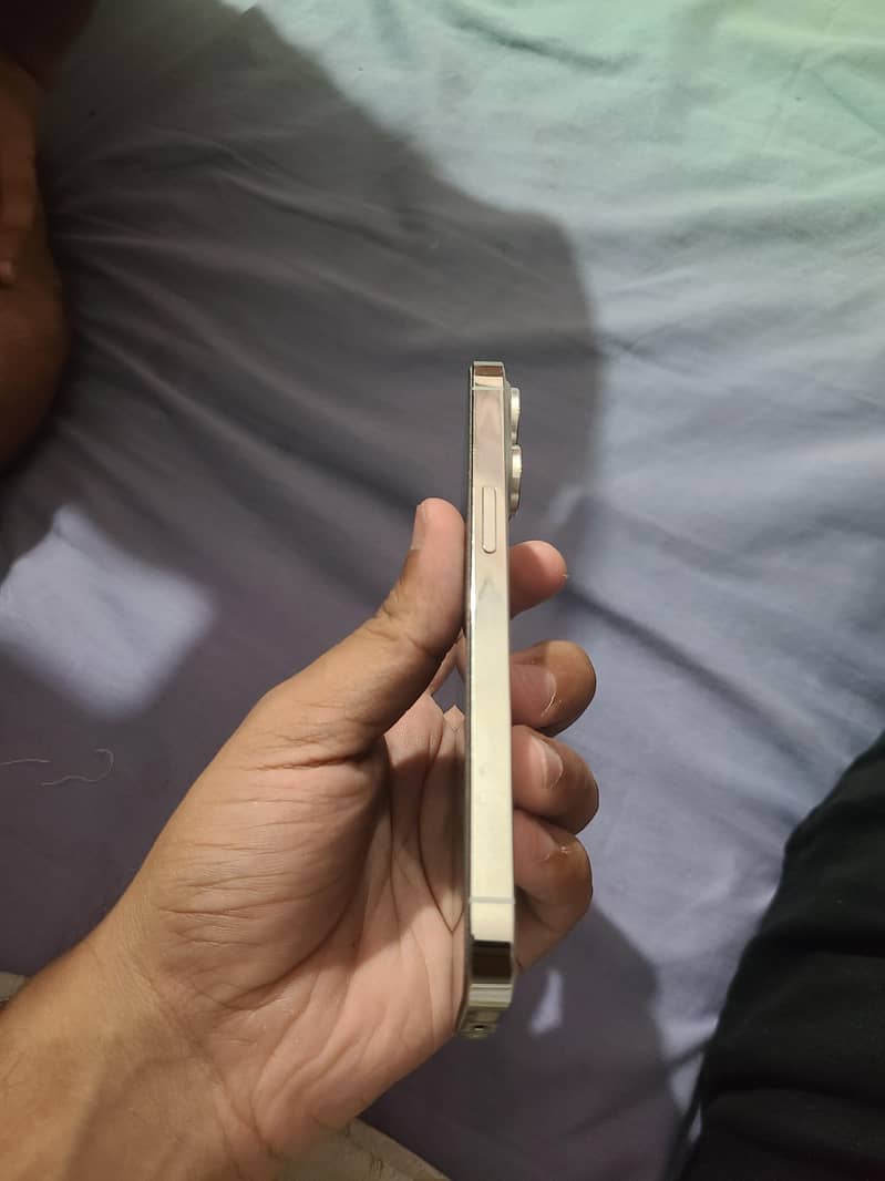 Apple iPhone 13 Pro 7