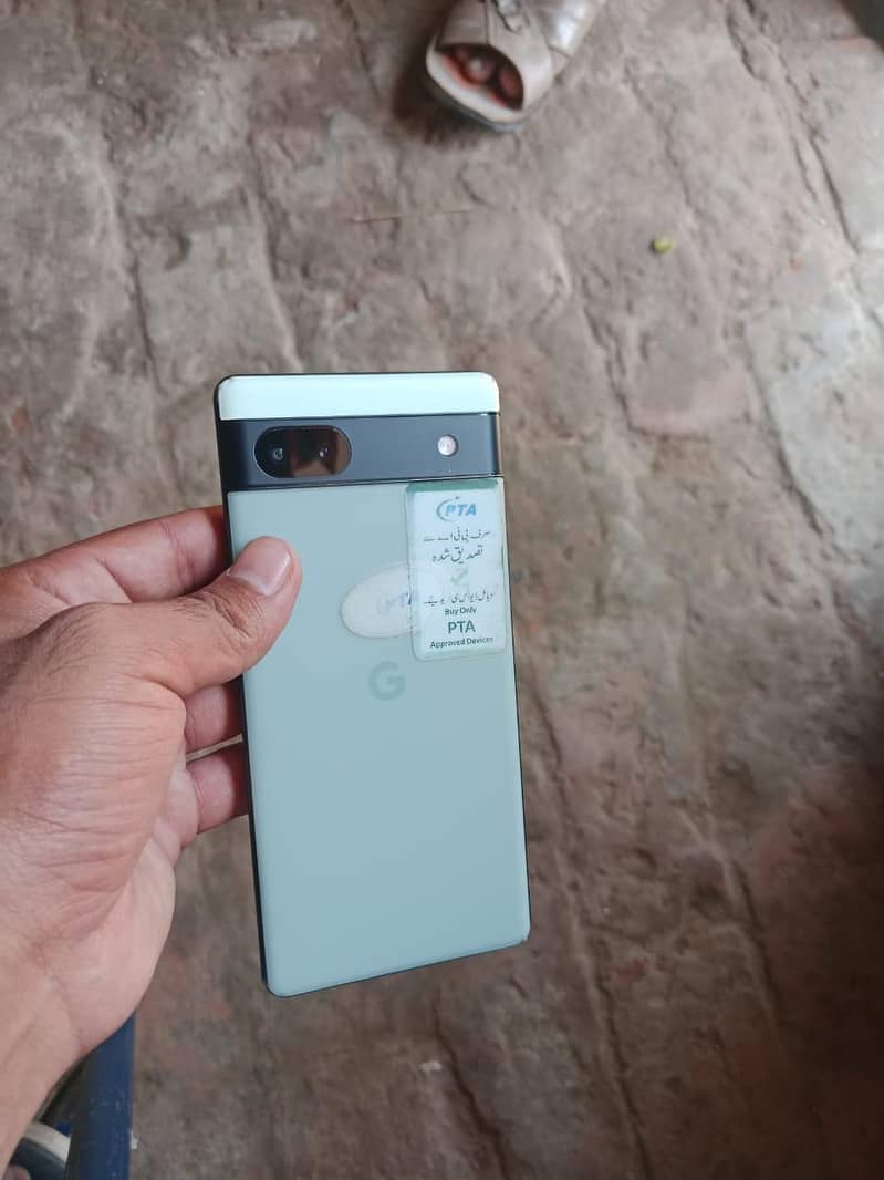 Google Pixel 6a 1