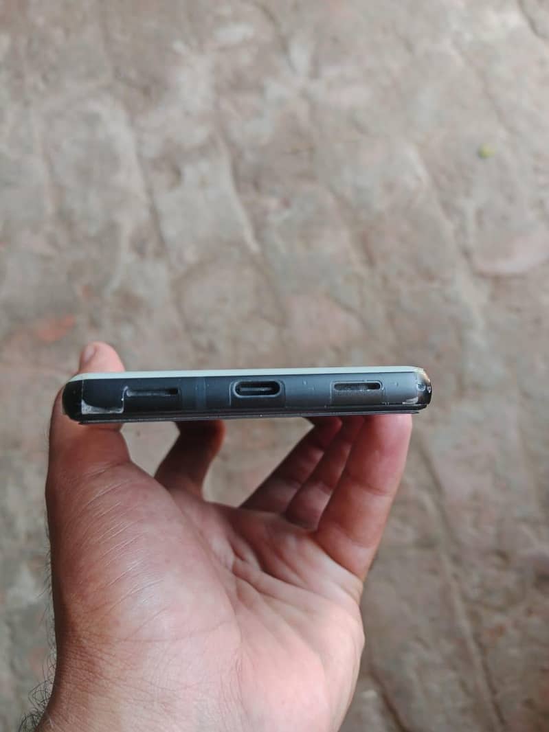 Google Pixel 6a 5