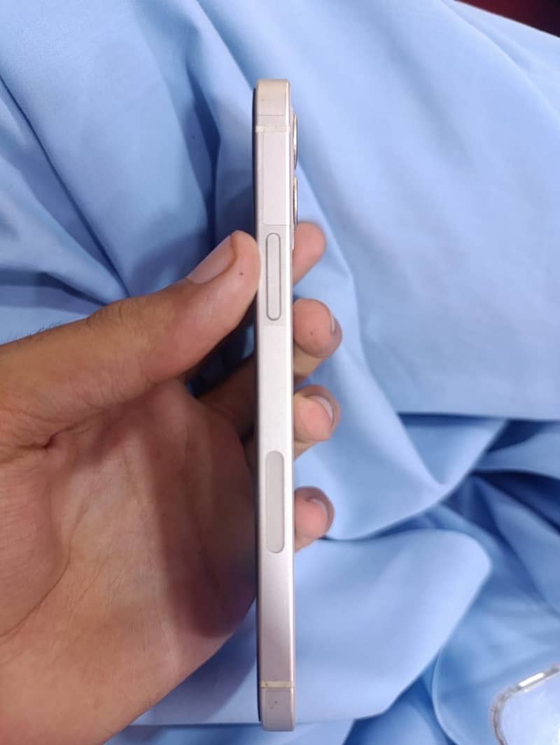 Apple iPhone 12 0