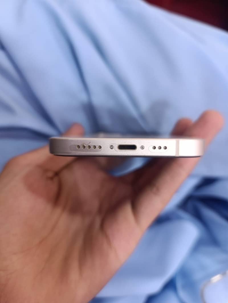 Apple iPhone 12 2