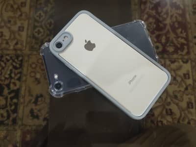 Apple iPhone 7