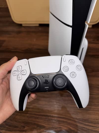 PS5 SLIM 1TB UK