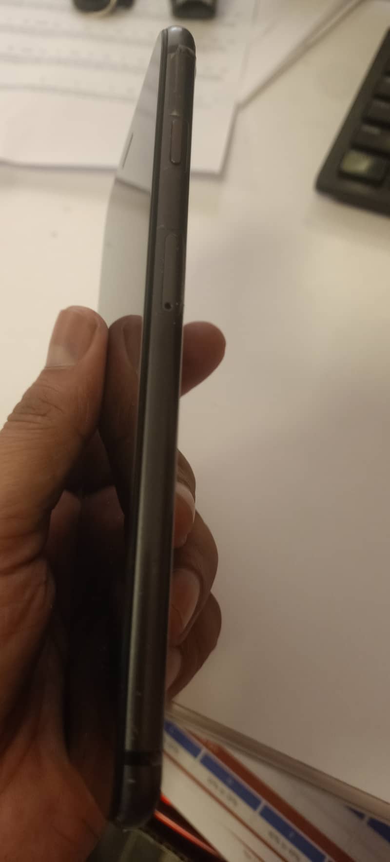 Apple iPhone 8 Plus 3