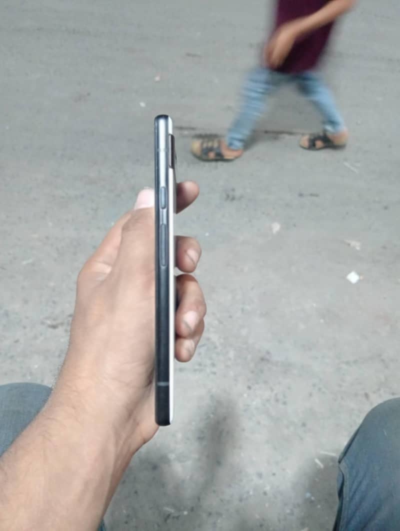 Google Pixel 6a 1