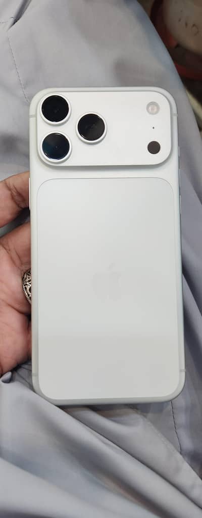Apple iPhone 17 Pro Max
