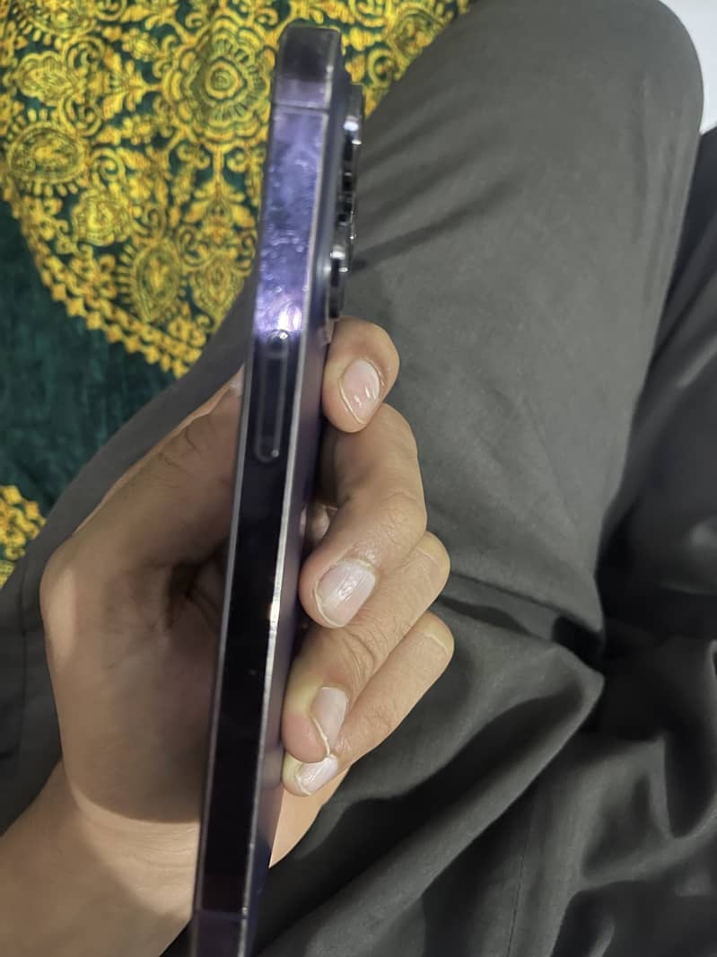 iPhone 14 Pro 3