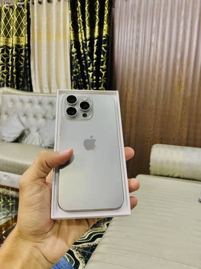 Apple iPhone 15 Pro Max